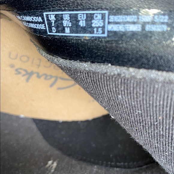 Clarks Black Textured Ankle Boots women 9.5 leather biker casual office Y2K fall - Picture 12 of 13